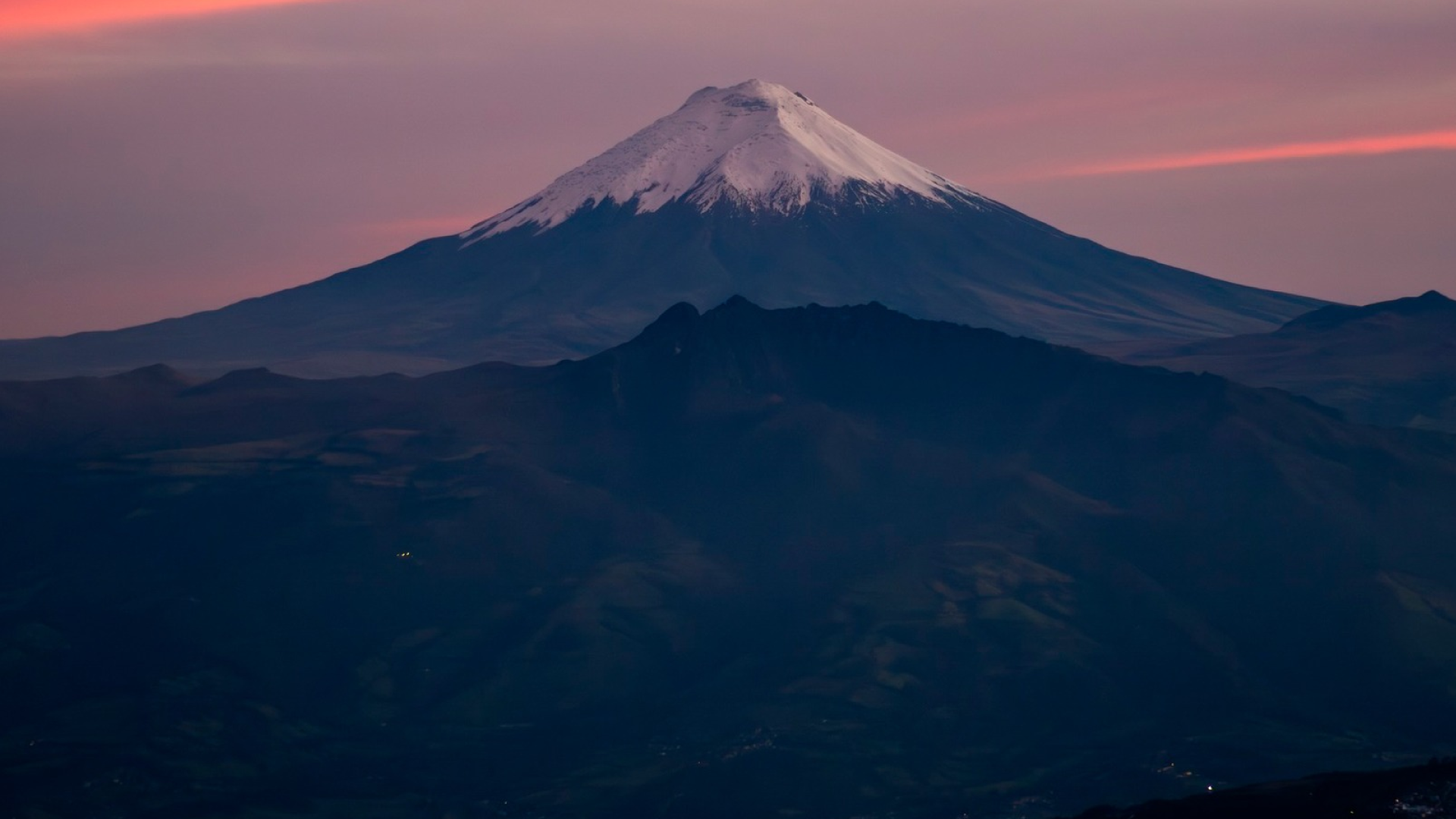 Cotopaxi Volcano & Highland Páramo