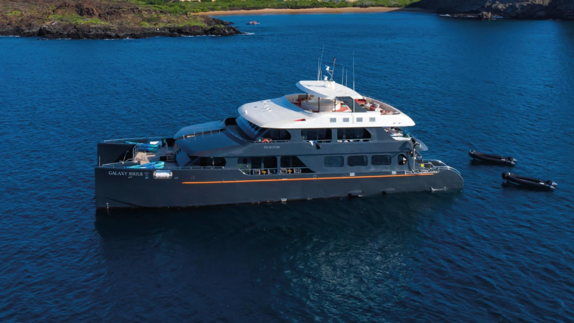 Galaxy Sirius luxury Galápagos catamaran cruise